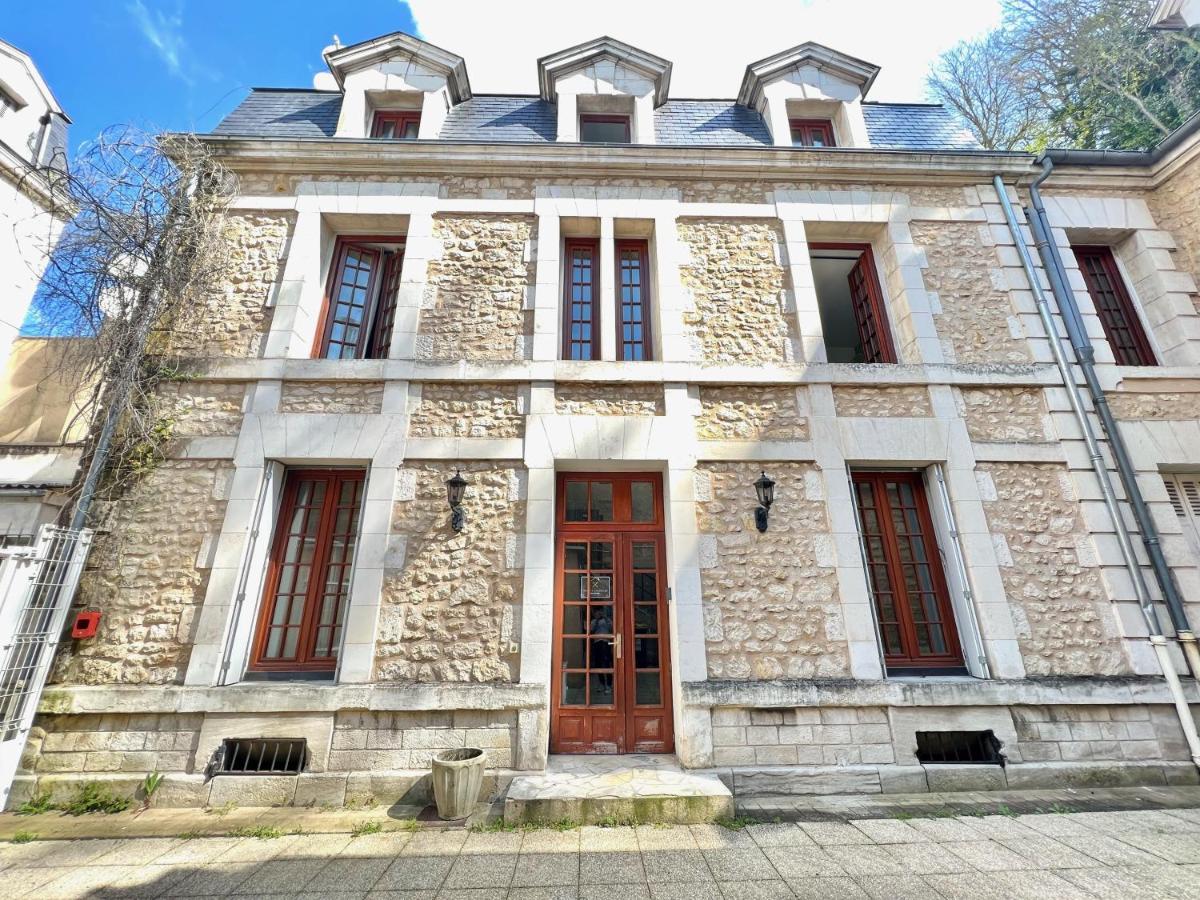 Le Blossac, à 300m du centre ville - WIFI Poitiers Esterno foto
